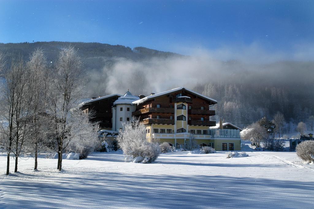 Hotel Zum Jungen Roemer رادستادت المظهر الخارجي الصورة