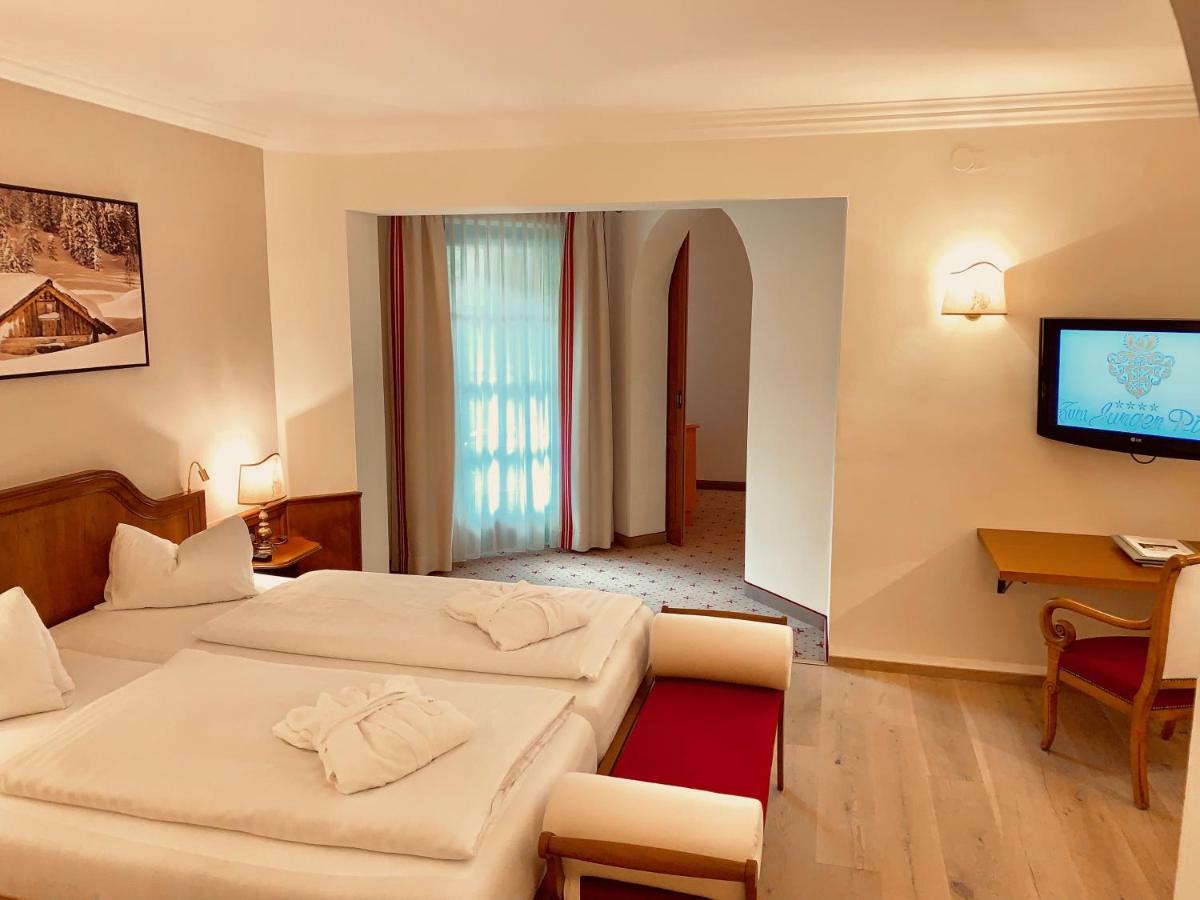 Hotel Zum Jungen Roemer رادستادت المظهر الخارجي الصورة